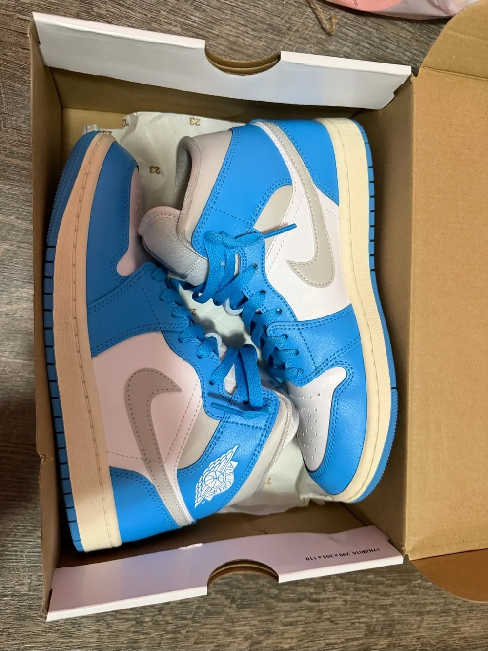 Nike Air Jordan 1 Low Blue White Pink